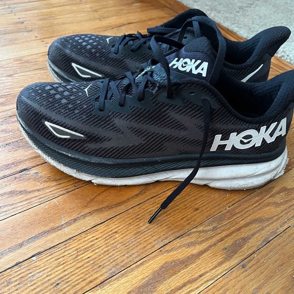 Hoka Men's Black and White Running Sneakers